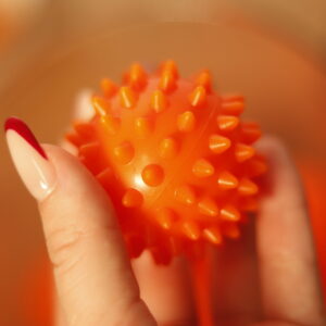 piłka do automasażu twarzy i piłka do masażu